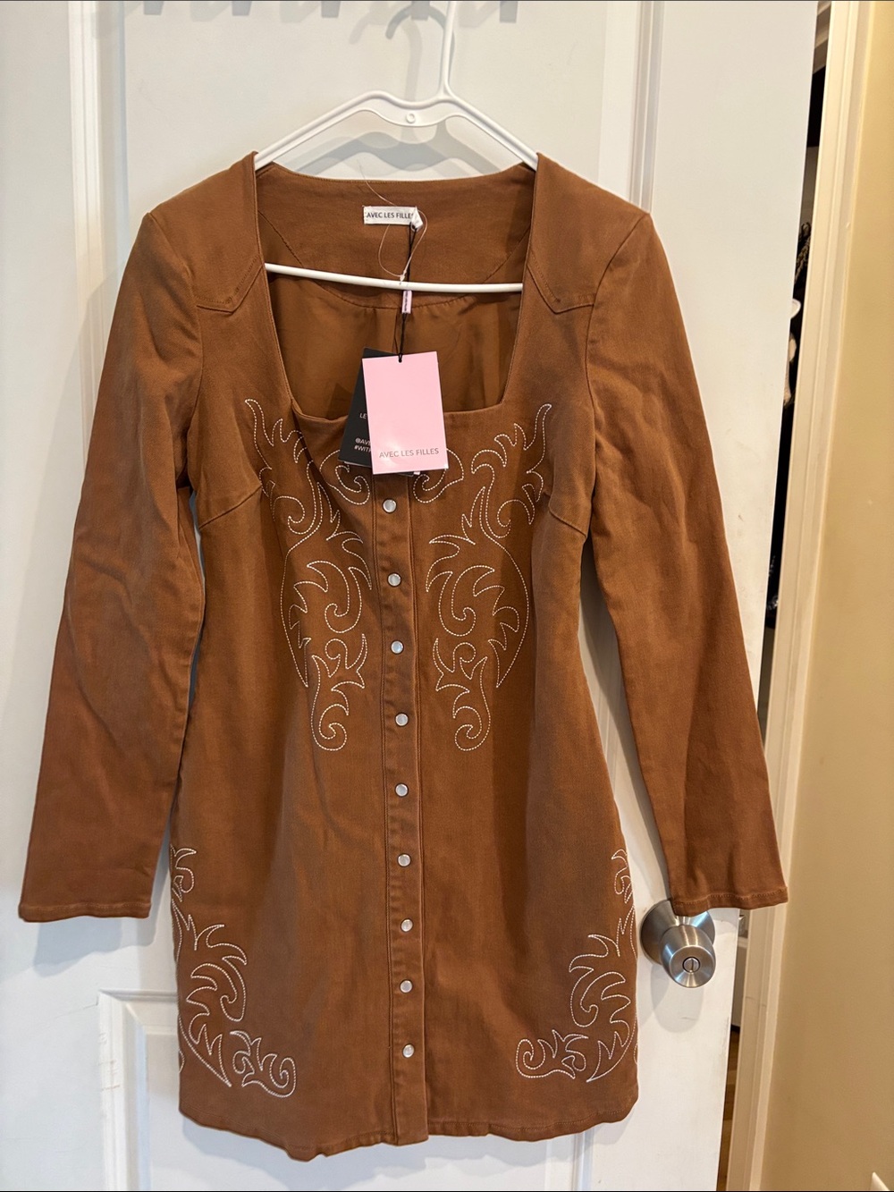 Avec Les Filles Brown Embroidered Button-Front Dress